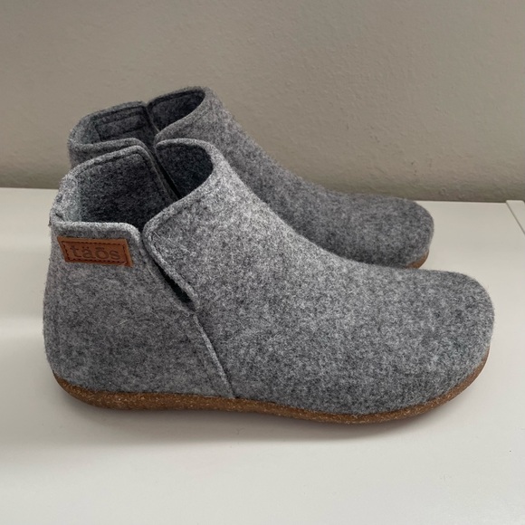 Taos Good Wool Ankle Booties Boots Womens 40 9 9.5 Gray Fall Winter Shoe Slip on - Picture 9 of 12
